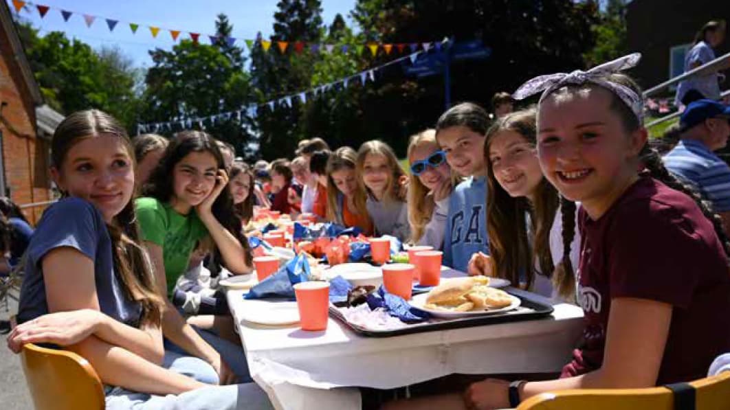 Plenty of Platinum Jubilee fun and games at Alton School